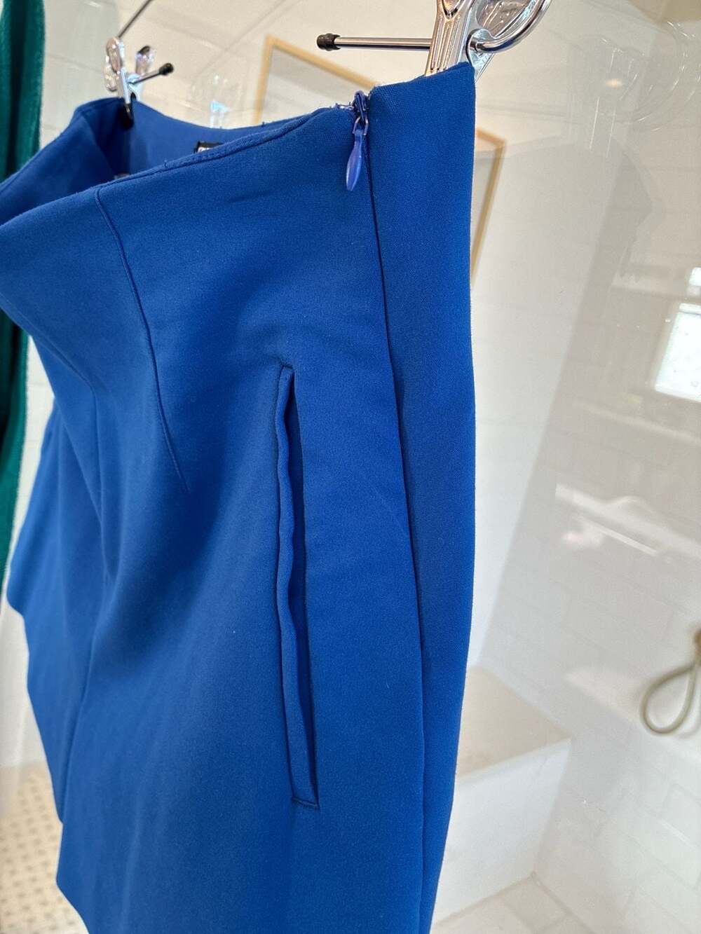 Zara high waisted Cobalt Blue Shorts Size L - Picture 4 of 4